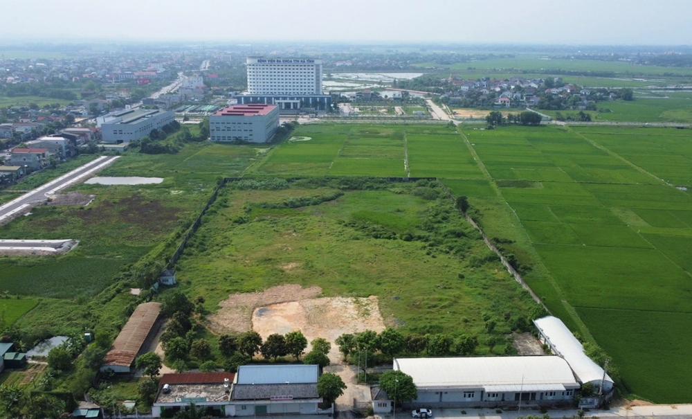 Bệnh viện gần 230 tỷ ‘đắp chiếu’ suốt 15 năm, quy mô 32.000m2 giờ ra sao? - ảnh 1