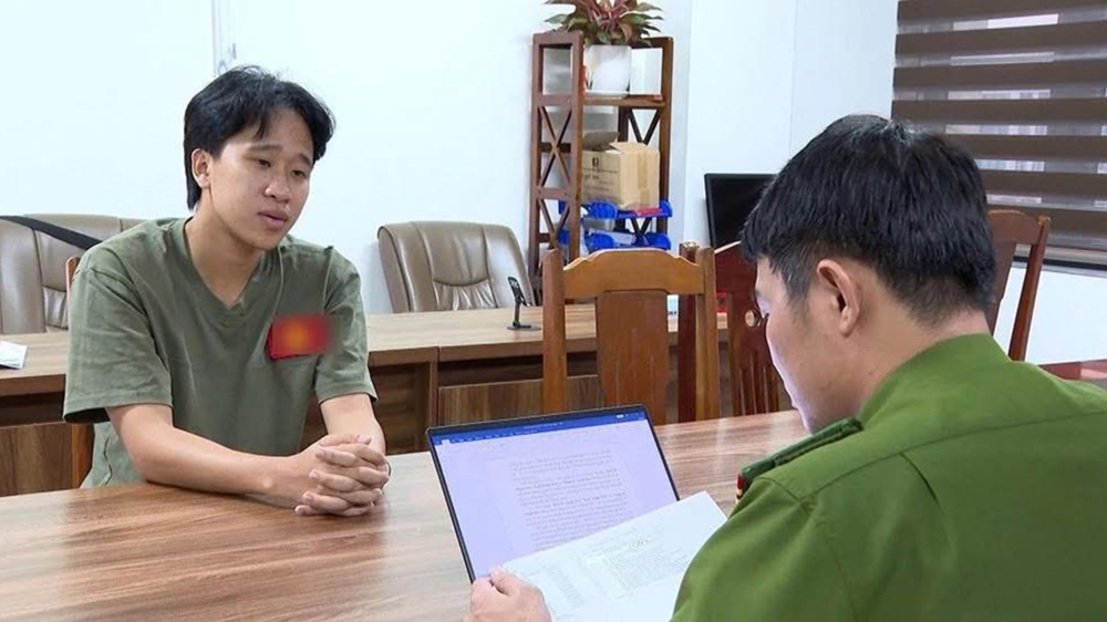 Thông báo tìm người liên quan vụ chiếm đoạt tài sản qua Fanpage ‘Hà và Việt Nam’ - ảnh 1