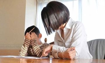 Cha mẹ cưỡng ép con cái học tập quá sức sẽ bị xử phạt 10 triệu đồng