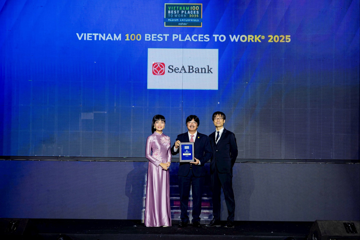 Hai giải thưởng uy tín ghi nhận nỗ lực đặt con người lên hàng đầu của SeABank