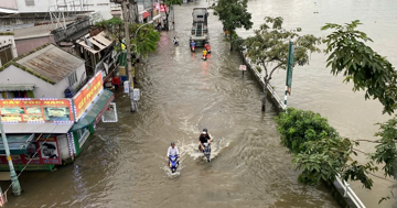 TPHCM đón không khí lạnh, triều cường đạt đỉnh