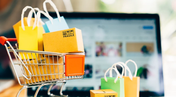 Hàng Việt xuất Mỹ qua kênh thương mại điện tử ra sao?