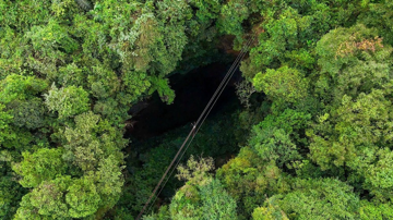 Hố sụt sâu 250m trong lòng Di sản thế giới của Việt Nam: Nghe tên đủ gây tò mò, chưa đến 10 người từng đặt chân tới đáy