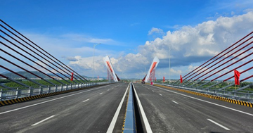 Sắp chính thức vận hành cầu 2.000 tỷ kết nối 2 tỉnh thành giàu có miền Bắc, xóa bỏ bến phà lâu đời