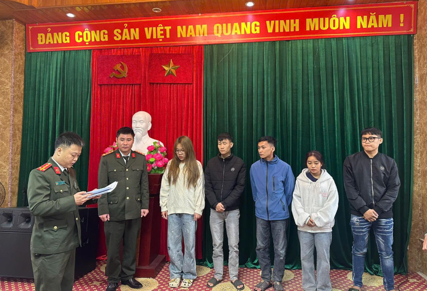 Khởi tố Nguyễn Hoàng Hà sinh năm 2007 vì mua bán tài khoản ngân hàng - ảnh 1