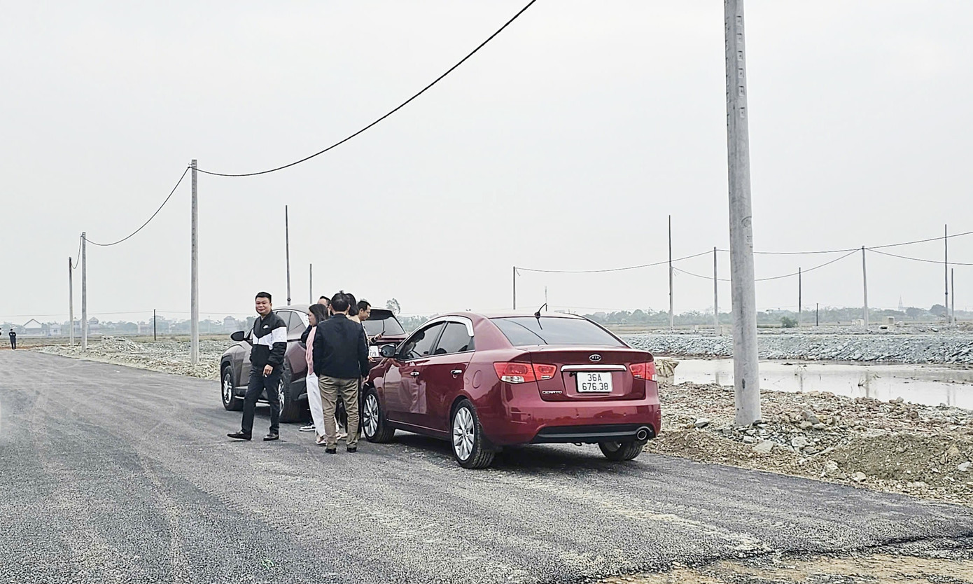 Chuyên gia cảnh báo nguy cơ sot-dat-vung-que2.jpg