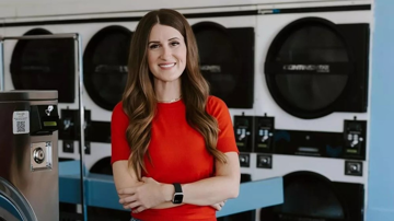 Bán nhà, bỏ nghề y để khởi nghiệp, U40 kiếm về hơn 12 tỷ đồng/năm dù chỉ làm 5 - 6 giờ mỗi tuần