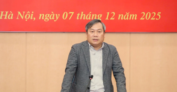 Chủ tịch Hà Nội: Triển khai thiết bị bay tầm thấp phục vụ kinh doanh, vận chuyển