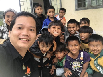 Các 'em nuôi' trong dự án Nuôi Em là ai, ở đâu?