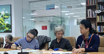 Chi trả tiền bồi thường hỗ trợ cho người dân thuộc dự án quảng trường phía Đông hồ Hoàn Kiếm