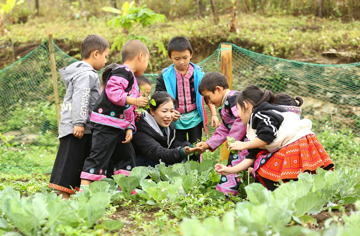 Ngoài Nuôi Em, nhà sáng lập Hoàng Hoa Trung còn đứng sau dự án quyên góp gần 196 tỷ đồng