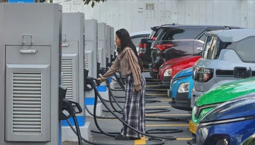 Quy định mới về giá bán lẻ điện cho sạc xe điện, người dùng và kinh doanh trạm sạc cần lưu ý