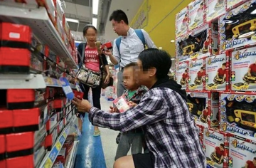 Sống tiết kiệm vẫn tốn hơn 700 triệu mỗi năm: Bảng chi tiêu của gia đình 7 người gây bão mạng