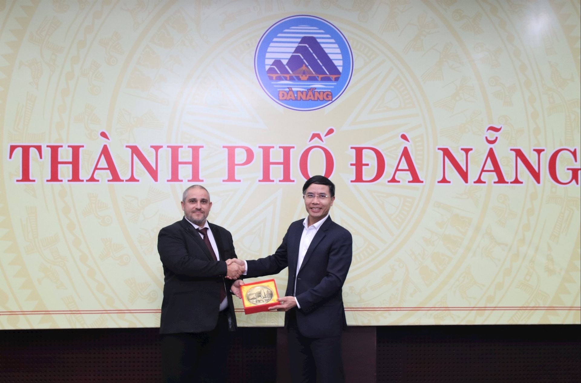 Hình ảnh tại buổi làm việc. Nguồn ảnh: Báo Đà Nẵng