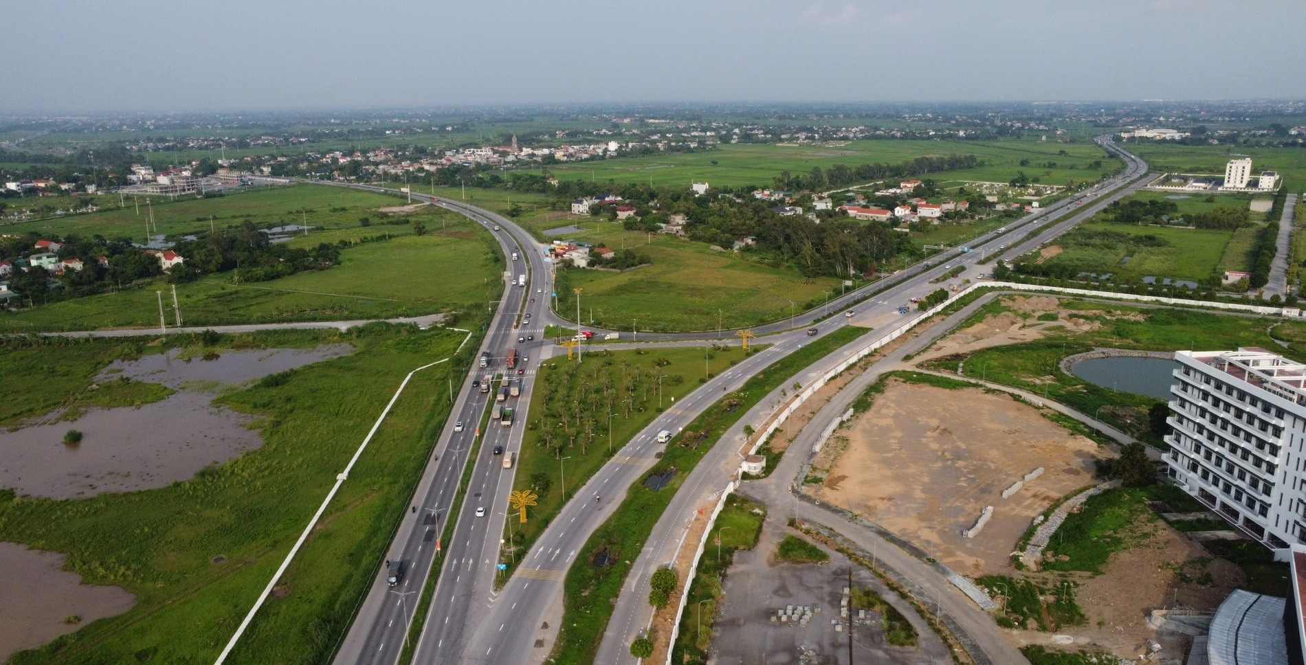 Sân bay quốc tế tại Ninh Bình đón tín hiệu tích cực, có thể vận hành từ năm 2029- Ảnh 1.