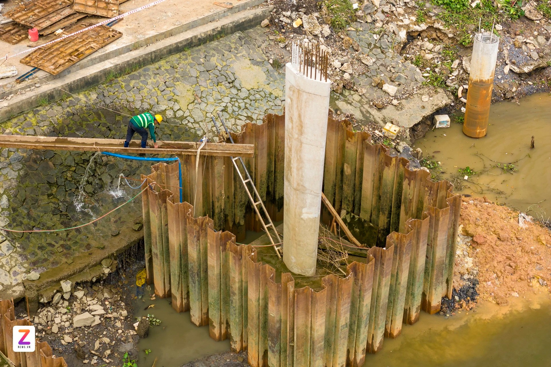 Cầu đi bộ nghìn tỷ vượt sông độc đáo nhất trên thế giới tại Việt Nam có sự góp mặt của ông lớn Nhật Bản đón tin vui lớn- Ảnh 2. Cầu đi bộ nghìn tỷ vượt sông độc đáo nhất trên thế giới tại Việt Nam có sự góp mặt của ông lớn Nhật Bản đón tin vui lớn- Ảnh 2.