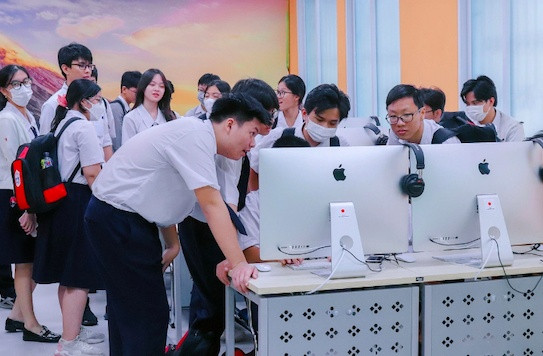 Việt Nam vượt Ấn Độ, đứng thứ 2 thế giới về học online miễn ph&iacute;