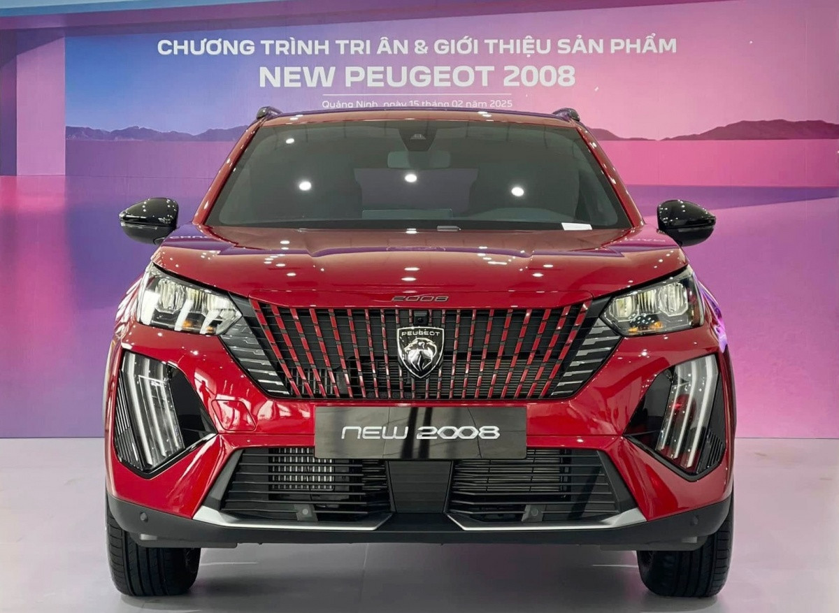 Peugeot 2008 ra mắt bản n&acirc;ng cấp, 'vượt mặt' cả Mazda CX-5 - Hyundai Tucson d&ugrave; chung ph&acirc;n kh&uacute;c với Creta, Yaris Cross