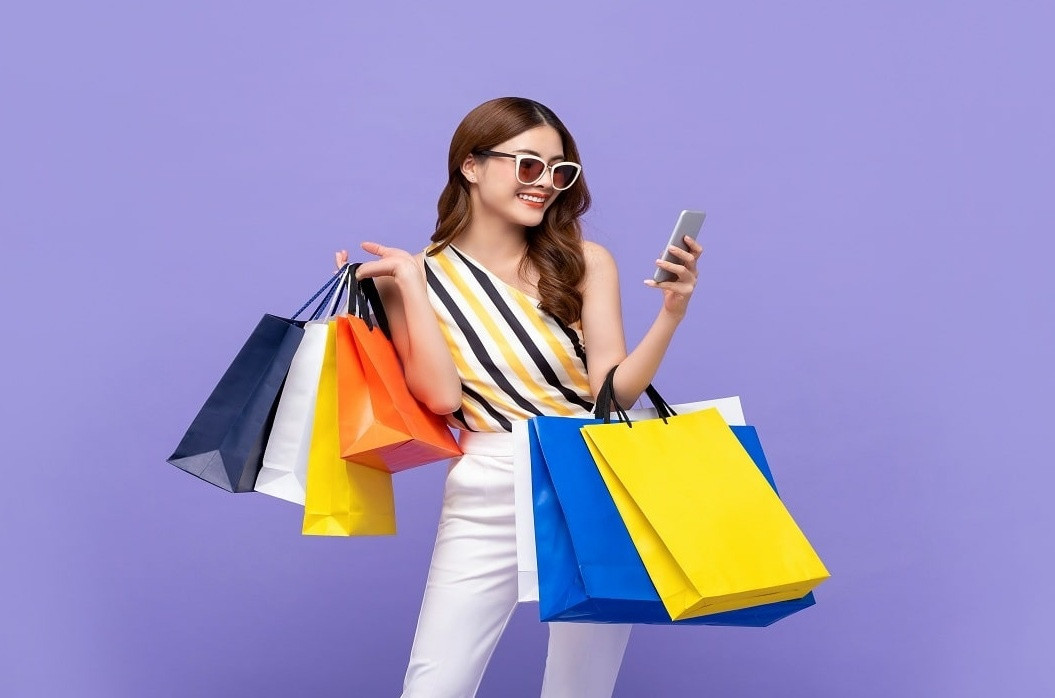 Tận hưởng tuổi trẻ hay tiết kiệm cho tuổi gi&agrave;: Đ&acirc;u l&agrave; quyết định kh&ocirc;n ngoan?