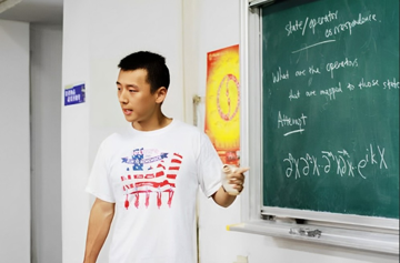 'Thần đồng' 12 tuổi đã đỗ đại học, phá vỡ quy ước của Harvard, trở thành Giáo sư gốc Trung trẻ nhất trong lịch sử trường