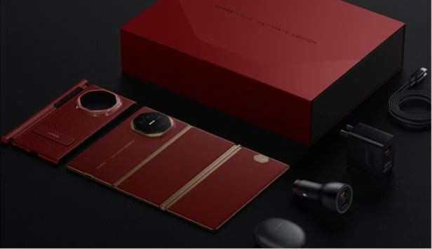 Huawei ra mắt điện thoại gập ba trị gi&aacute; 3.660 USD