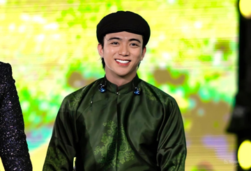 Ca sĩ Soobin Hoàng Sơn và Hoa hậu Thanh Thủy cùng xuất hiện trong đề cử giải thưởng cao quý của Trung ương Đoàn TNCS Hồ Chí Minh