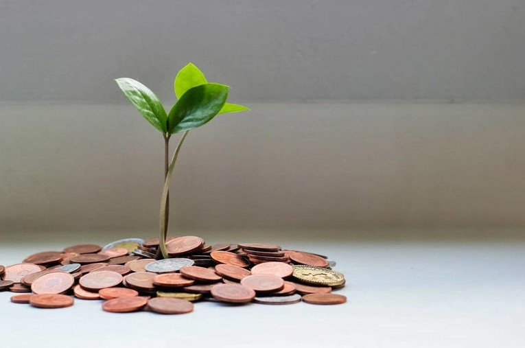 Tiền l&agrave; c&ocirc;ng cụ hay g&aacute;nh nặng? C&acirc;u trả lời nằm ở c&aacute;ch bạn d&ugrave;ng n&oacute;!