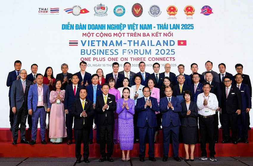 Ký kết 3 hợp đồng với người Thái, 'ông lớn' công nghệ Việt Nam được gặp riêng Thủ tướng Thái Lan