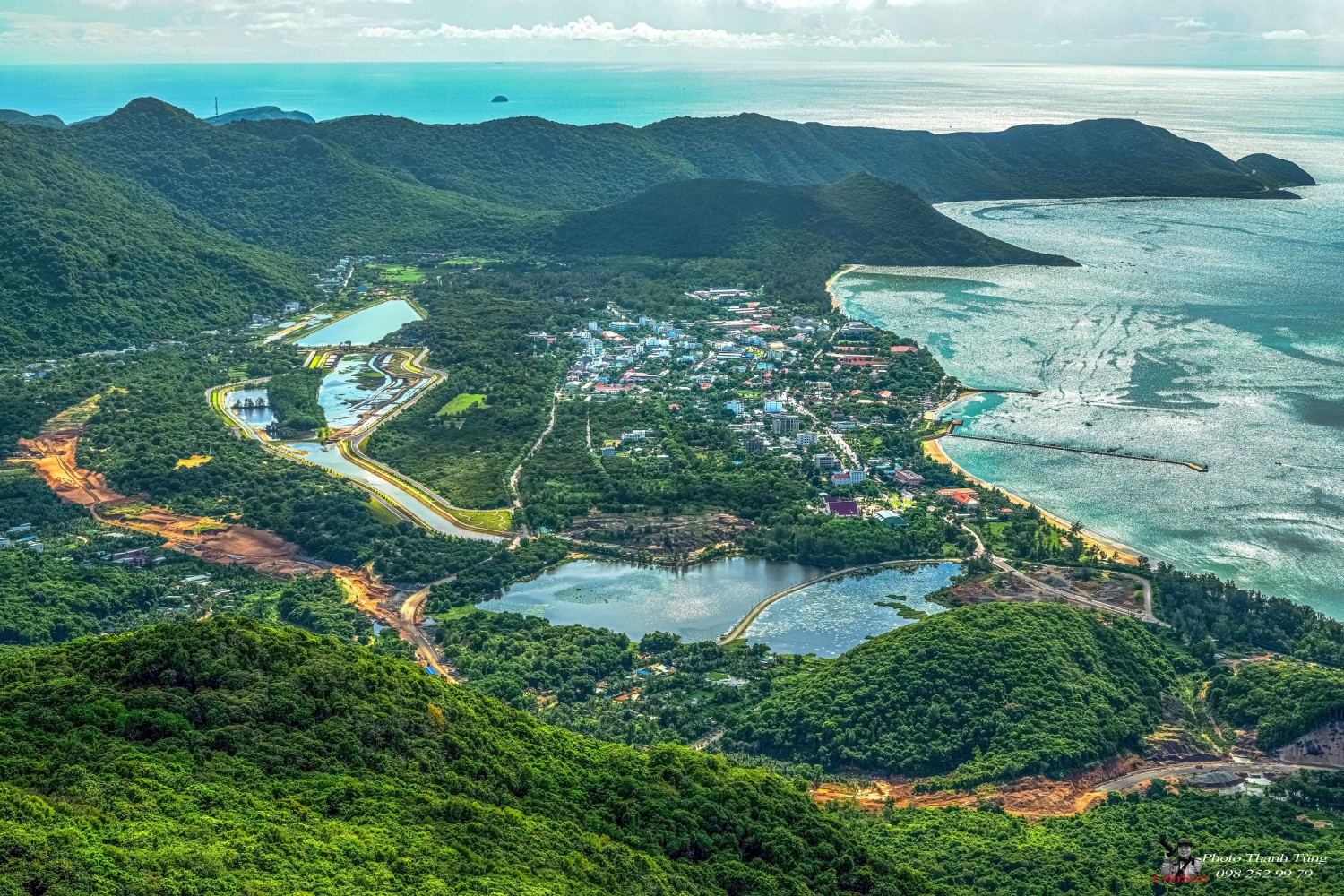 Sau sáp nhập, thành phố này không chỉ trở thành nơi có dân số lớn nhất cả nước mà còn sở hữu đặc khu là 'hòn ngọc giữa biển Đông' và một phường có tên gọi rất đặc biệt- Ảnh 2.