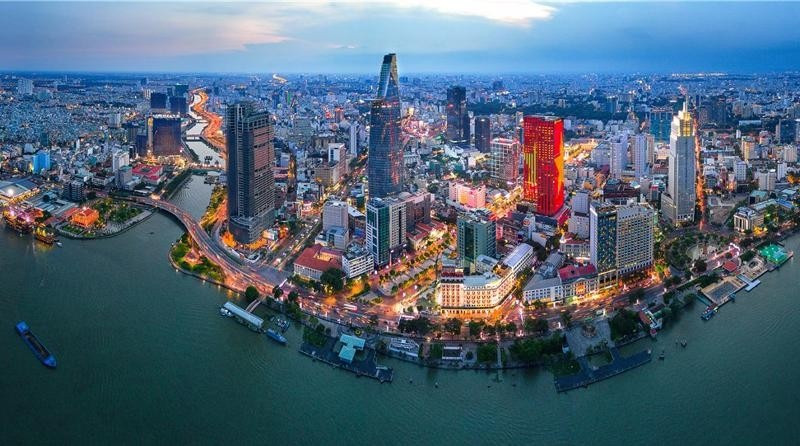 GDP/người của Việt Nam tăng mạnh nhất Đông Nam Á, từ vị trí gần cuối sau 30 năm hiện đang ở đâu?