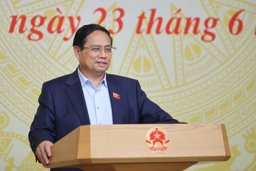 Thủ tướng: Không khoan nhượng, quét sạch nạn thuốc giả, thực phẩm giả