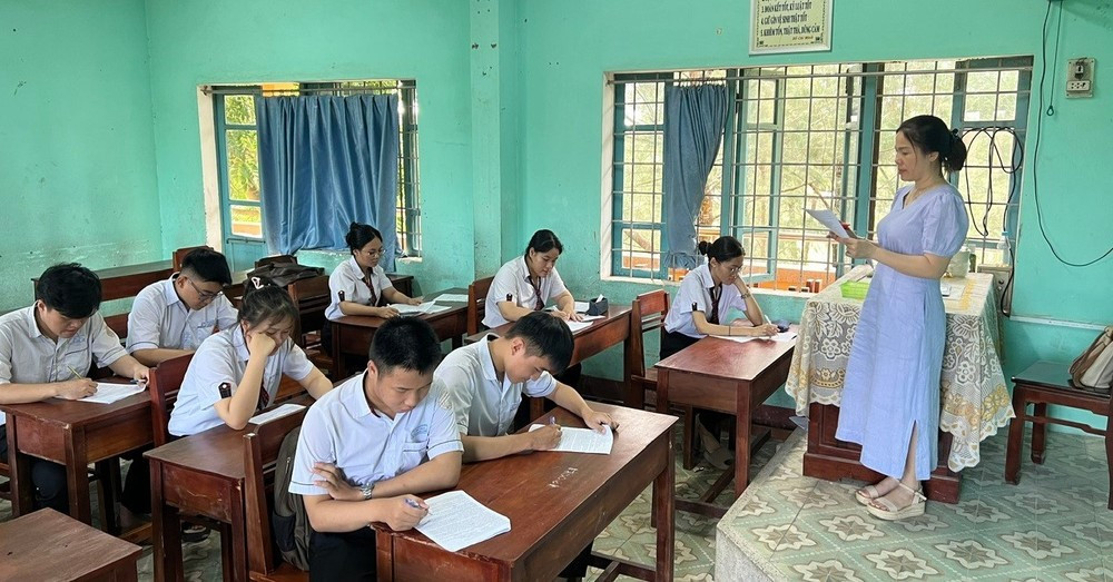 Tin quan trọng, thí sinh tham gia kỳ thi tốt nghiệp THPT 2025 có thể bị trừ 25% điểm thi nếu làm điều này - ảnh 1