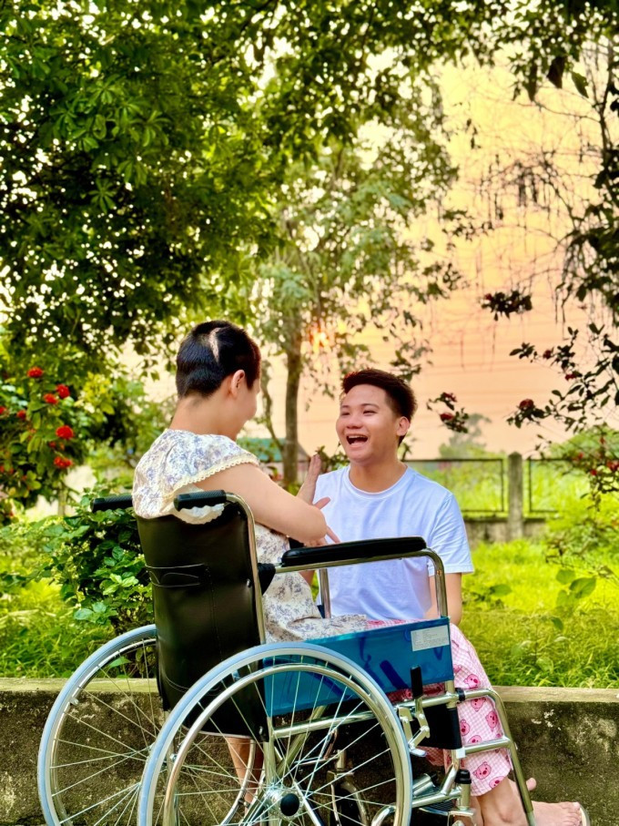 Nam TikToker Hà Nội chăm vợ mang thai bị xuất huyết não bất ngờ thông báo bỏ đi - ảnh 2