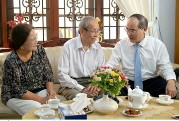 Đề xuất truy tặng danh hiệu Anh hùng Lao động cho cố Giáo sư, Tiến sĩ Trần Hồng Quân, nguyên Bộ trưởng Bộ Giáo dục và Đào tạo