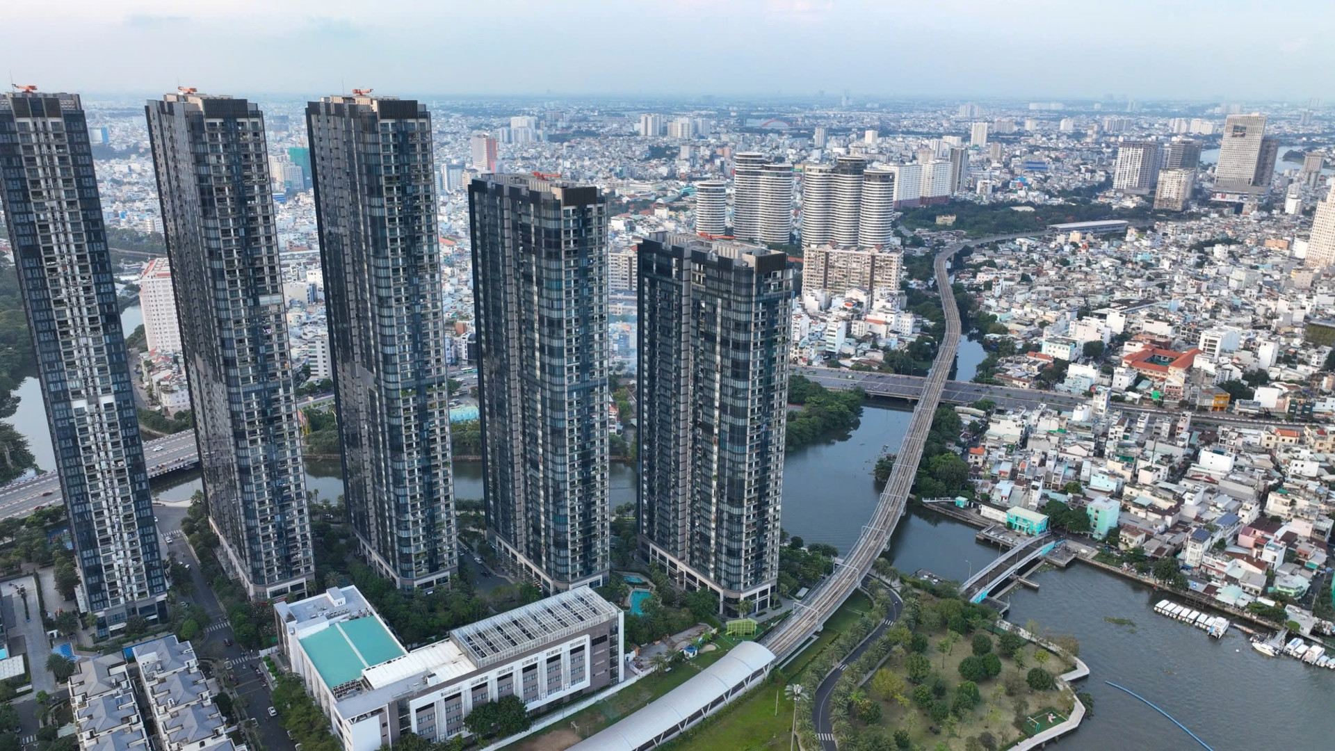 Sau sáp nhập, đây sẽ là 'vùng trũng' của dòng tiền BĐS phía Nam- Ảnh 1. Sau sáp nhập, đây sẽ là 'vùng trũng' của dòng tiền BĐS phía Nam- Ảnh 1.