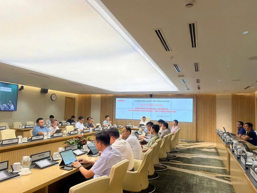 Viettel huy động 5.000 nhân viên thần tốc triển khai 'dự án lịch sử'