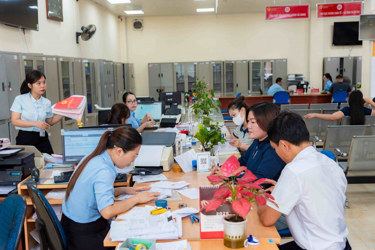 Tập đoàn <a style='text-decoration: none;' href='/FPT'>FPT</a> đồng hành cùng Quảng Ninh trên hành trình tiên phong 'sắp xếp lại non sông'