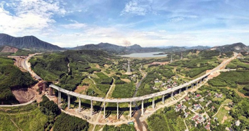 Chỉ 1 tháng nữa, miền Trung cùng lúc đón 3 đoạn cao tốc nghìn tỷ