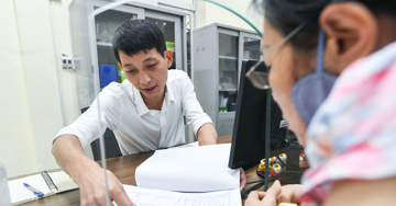 Chính phủ yêu cầu giải quyết chế độ cho cán bộ sau sắp xếp đơn vị hành chính