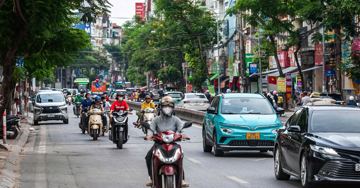 Cấm xe máy chạy xăng vào Vành đai 1: 'Cần bàn làm, không bàn lùi'