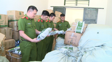 Thủ tướng yêu cầu Bộ Công an ‘tuyên chiến không khoan nhượng’ với thuốc giả, thực phẩm giả