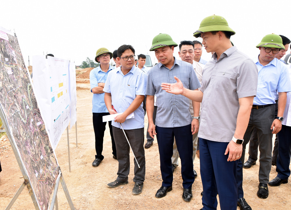 Hình ảnh tại buổi kiểm tra. Nguồn ảnh: Báo Bắc Ninh