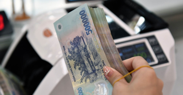 Bộ Nội vụ giải đáp về nâng lương trước hạn với cán bộ, công chức sau sáp nhập