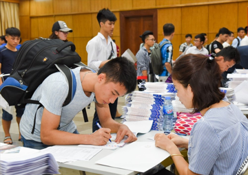 Tin quan trọng cho toàn bộ thí sinh vừa biết điểm thi THPT 2025