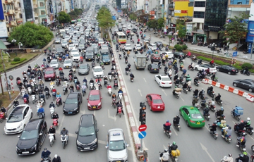 Hệ thống điện tại các khu dân cư chưa đáp ứng yêu cầu nếu lắp thêm trạm sạc xe điện, Sở Xây dựng Hà Nội đề xuất gì?