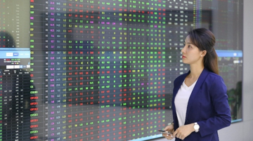 Đầu tư cổ phiếu lãi nghìn tỷ, Chứng khoán VIX mạnh tay chốt lời
