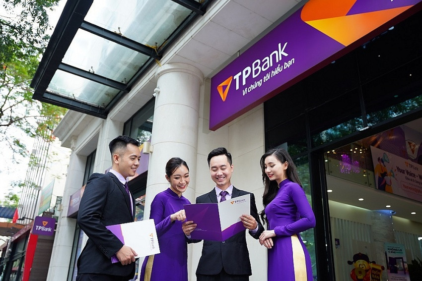TPBank (<a style='text-decoration: none;' href='/TPB'>TPB</a>) báo lãi 6 tháng vượt 4.100 tỷ, tổng tài sản đạt gần 429.000 tỷ đồng