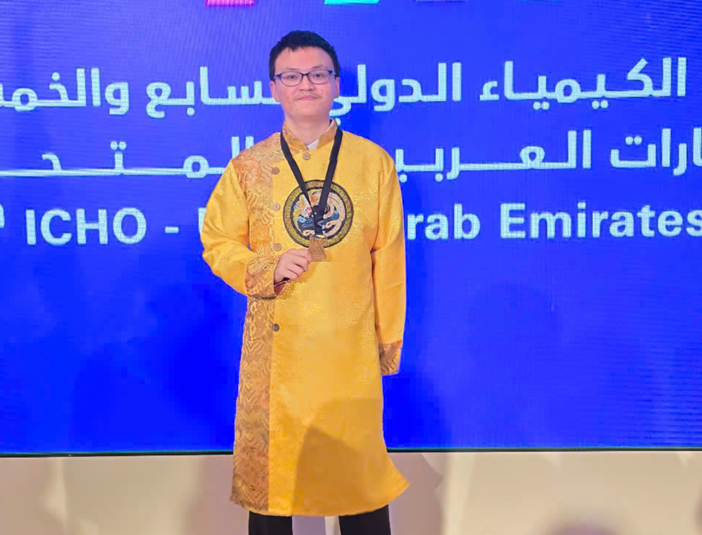 ‘Thần đồng’ Hóa học Việt Nam vừa giành Huy chương Vàng Olympic quốc tế: 2 năm liền đạt giải Nhất <a style='text-decoration: none;' href='/HSG'>HSG</a> quốc gia, IELTS 8.0, SAT hơn 1.500 điểm - ảnh 3