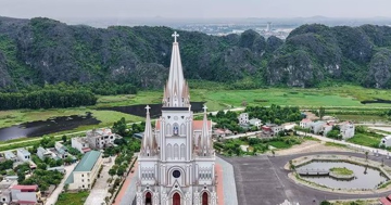 Sắp hoàn thành nhà thờ lớn nhất Việt Nam, sức chứa lên tới 5.000 người