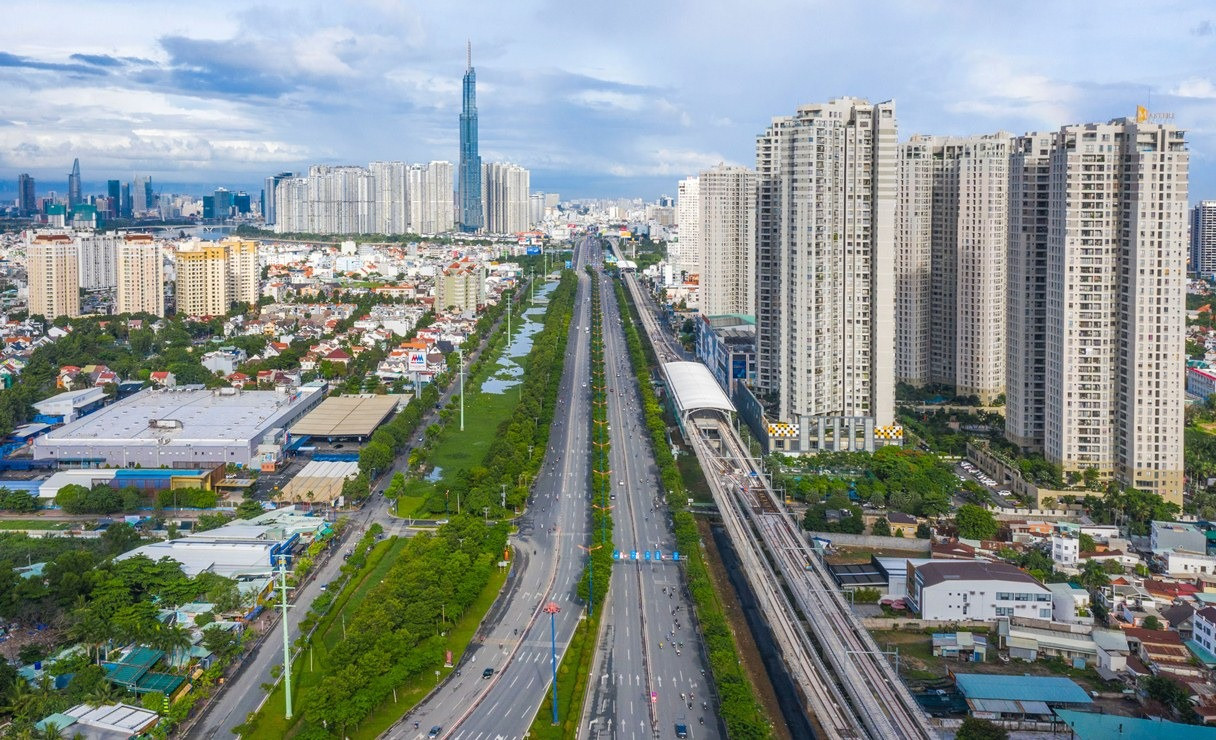 5 phường chật chội nhất Sài Gòn: Nhà cửa san sát, hạ tầng oằn mình gánh dân số khủng- Ảnh 1.